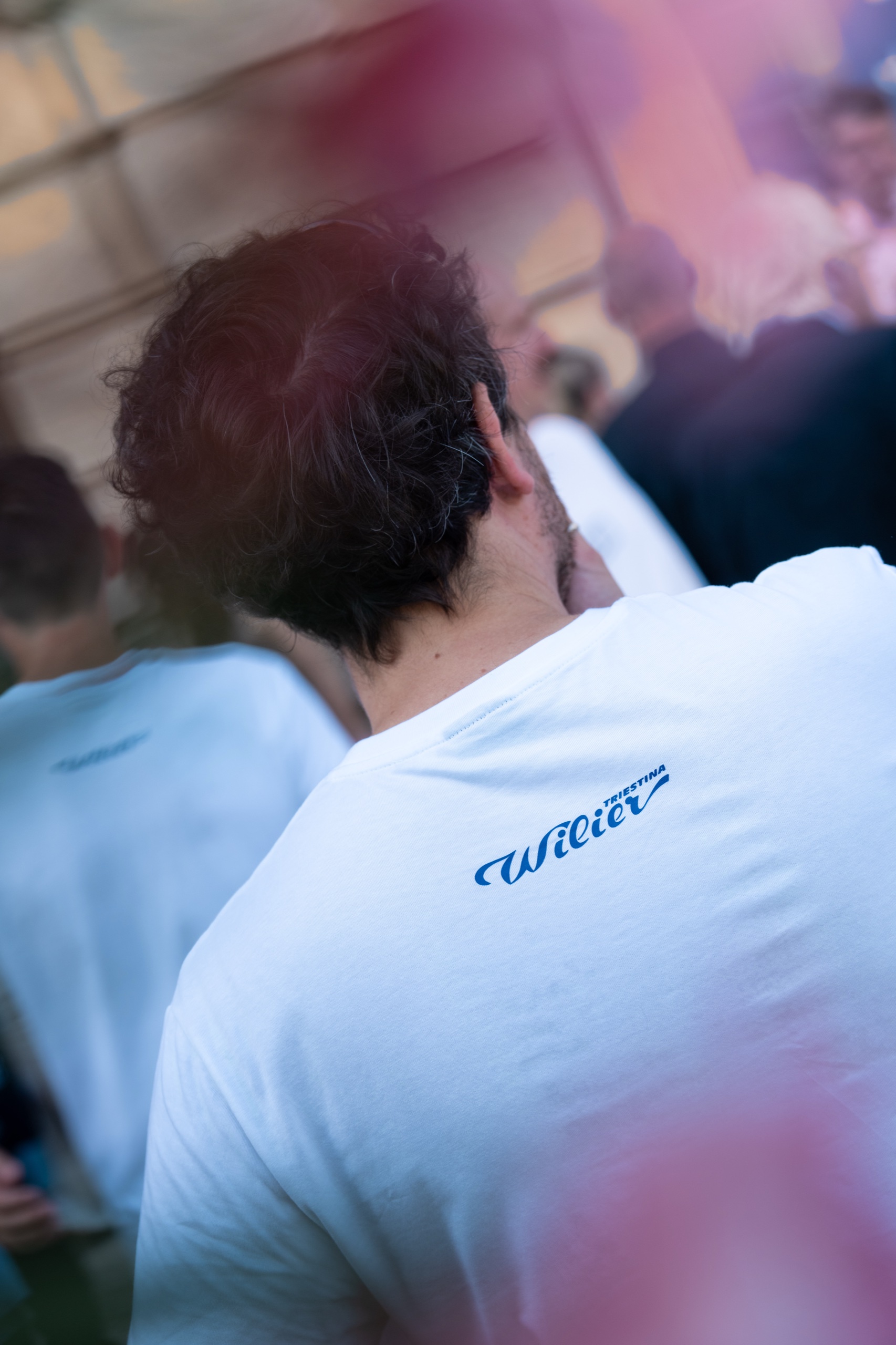 Ospite con t-shirt Wilier 120